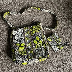 Vera Bradley crossbody mailbag and wallet